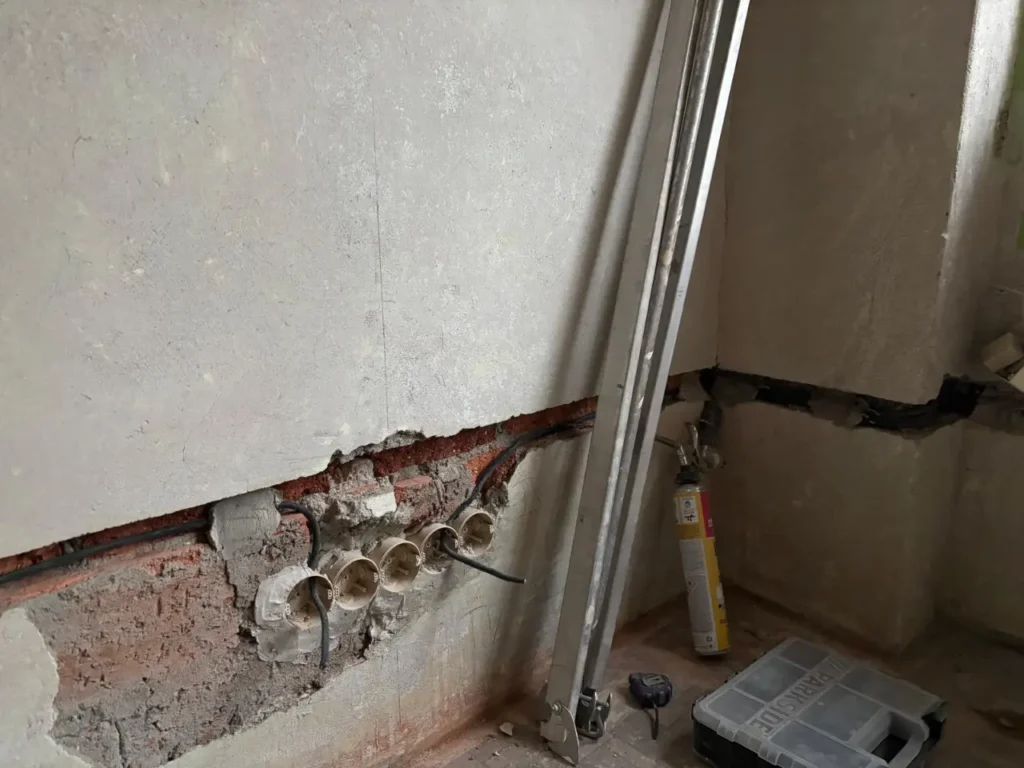 Topenářské a instalatérské práce